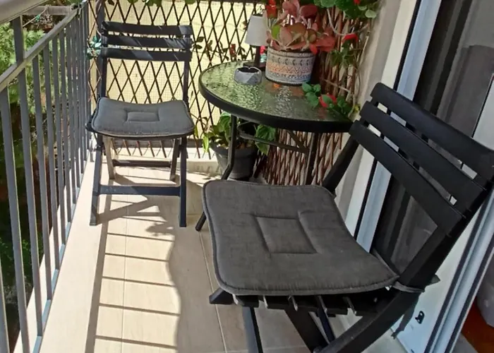 Joanna's Downtown * كالاماتا